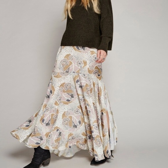Free People Dresses & Skirts - Free people maxi skirt xs size 4